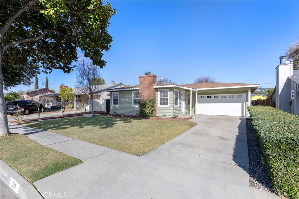 535 W Heather Ave