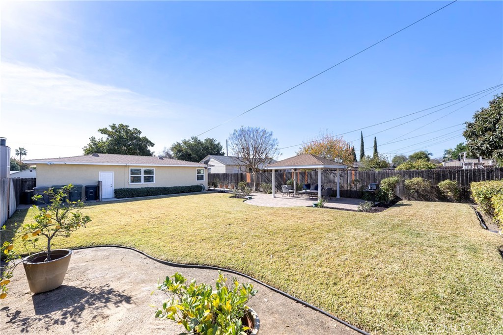 535 W Heather Ave