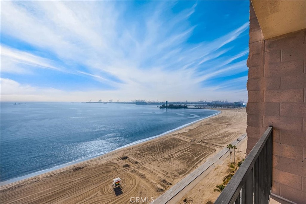 1750 E Ocean Boulevard 1510