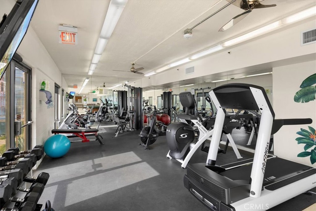 1750 E Ocean Boulevard 1510