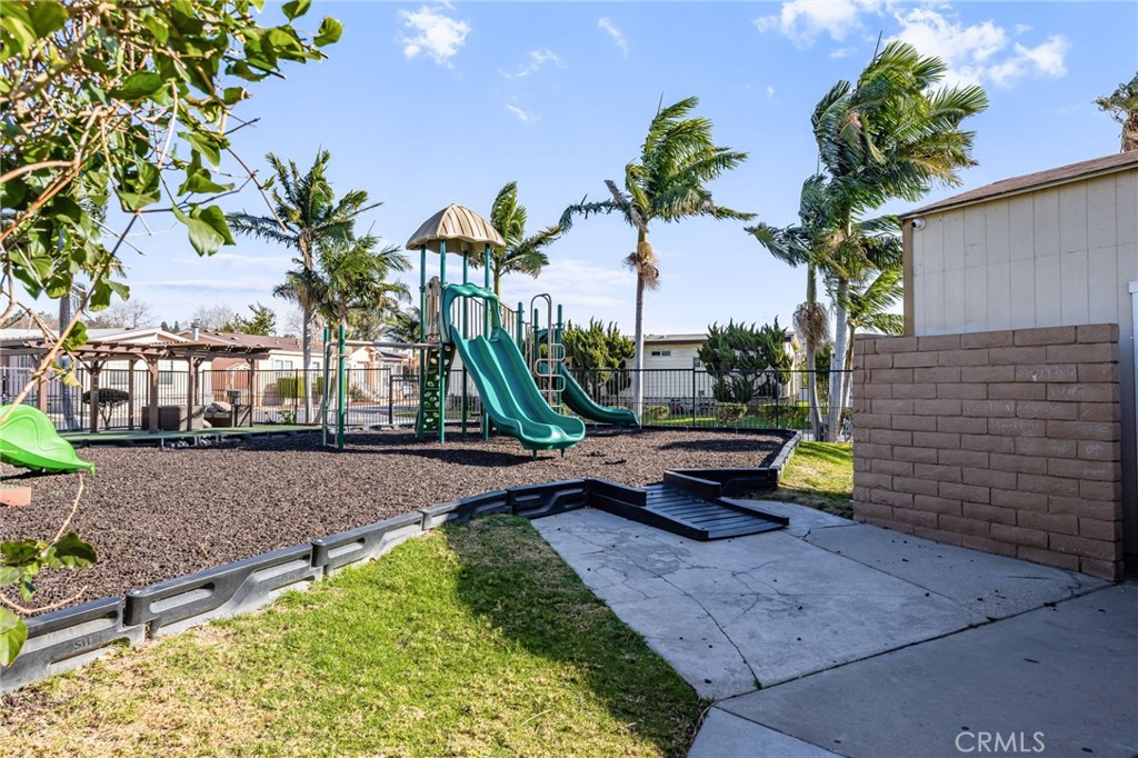 5815 E La Palma Avenue 184