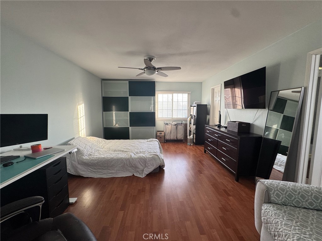 2314 W Rowland Avenue