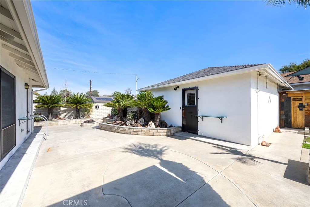 10334 Woodstead Ave