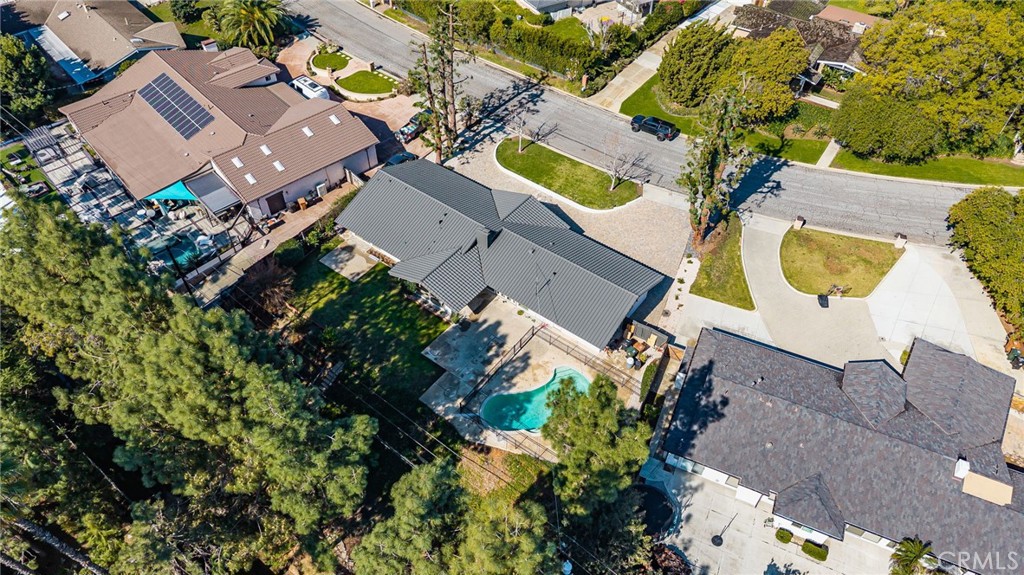 3220 Santa Monica Avenue