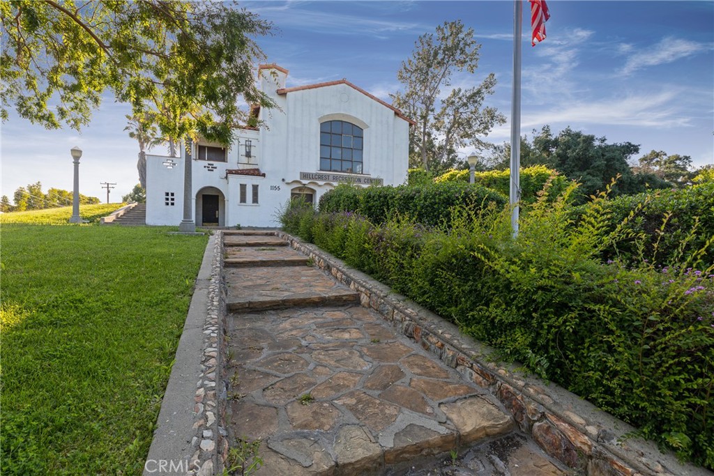 747 Oceanview Drive