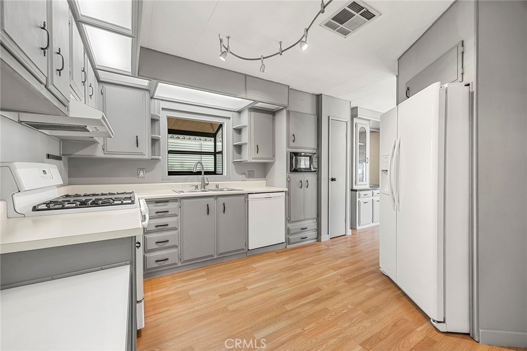 2851 Rolling Hills Drive 231