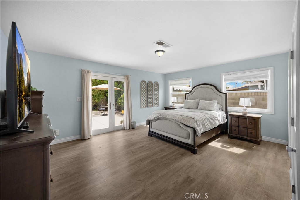 413 W Hill Avenue