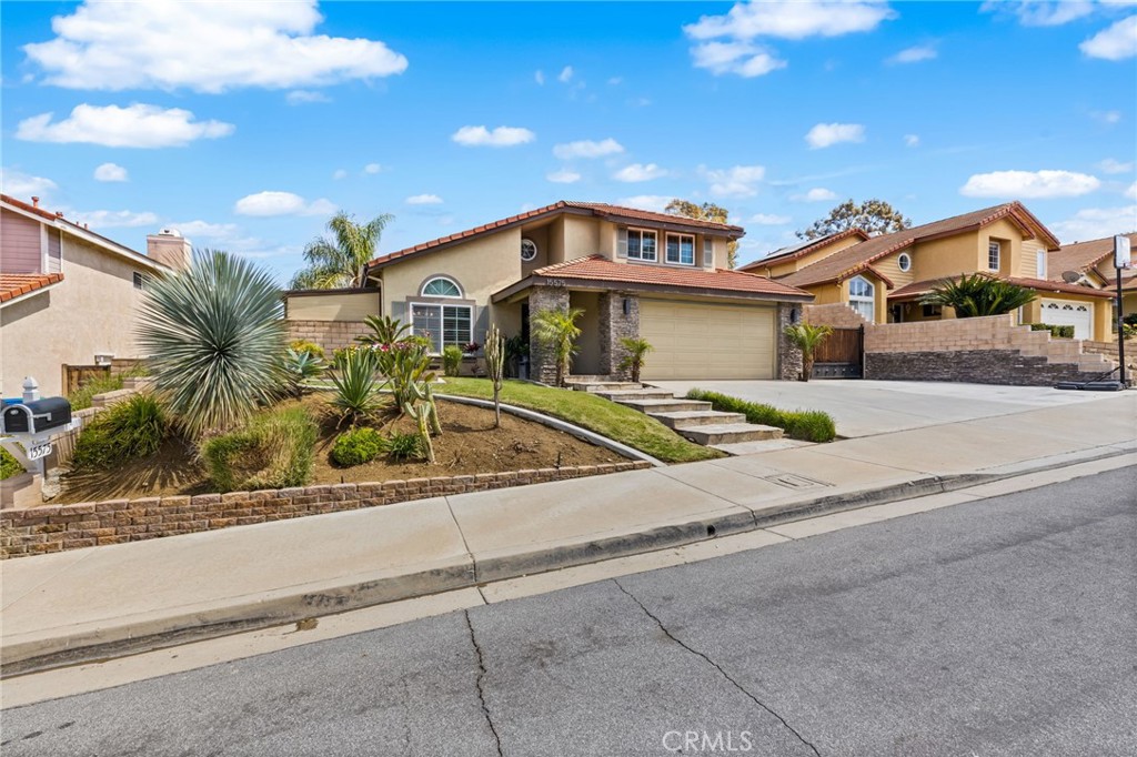 15575 Quiet Oak Drive