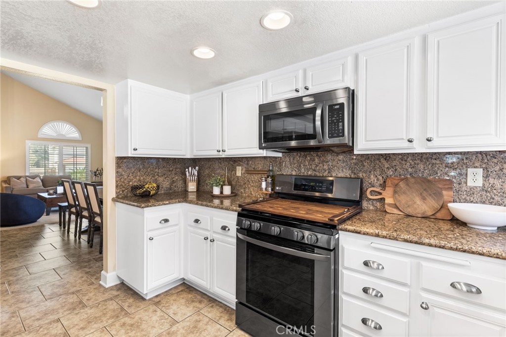 15575 Quiet Oak Drive