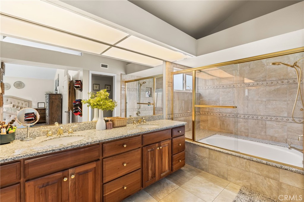 15575 Quiet Oak Drive