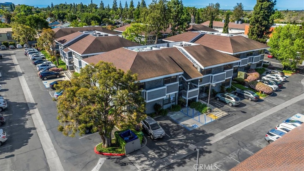 940 W 17th Street 40 and 41A