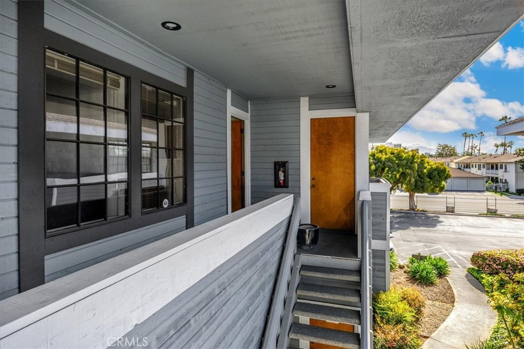 940 W 17th Street 40 and 41A