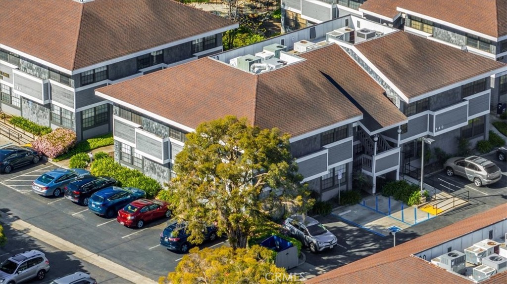 940 W 17th Street 40 and 41A