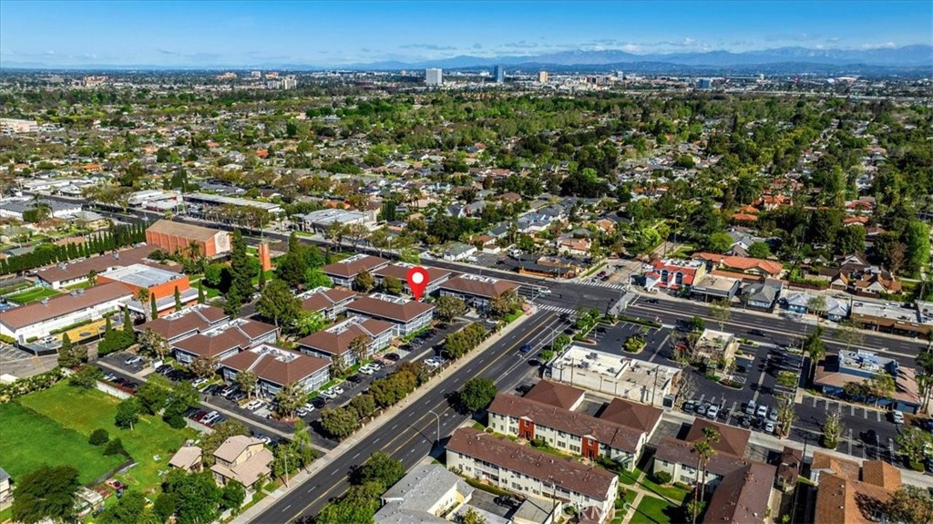 940 W 17th Street 40 and 41A