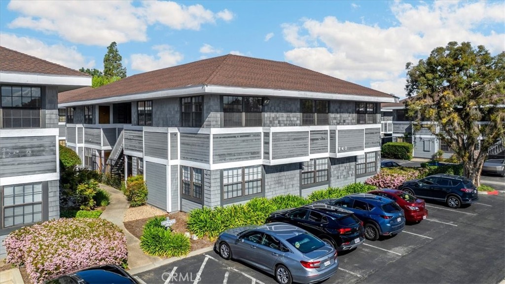 940 W 17th Street 40 and 41A