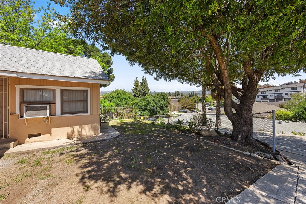 414 W Olive Avenue