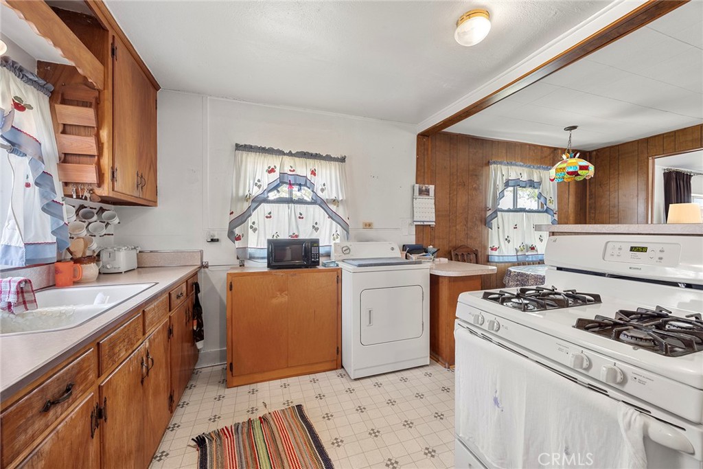 414 W Olive Avenue