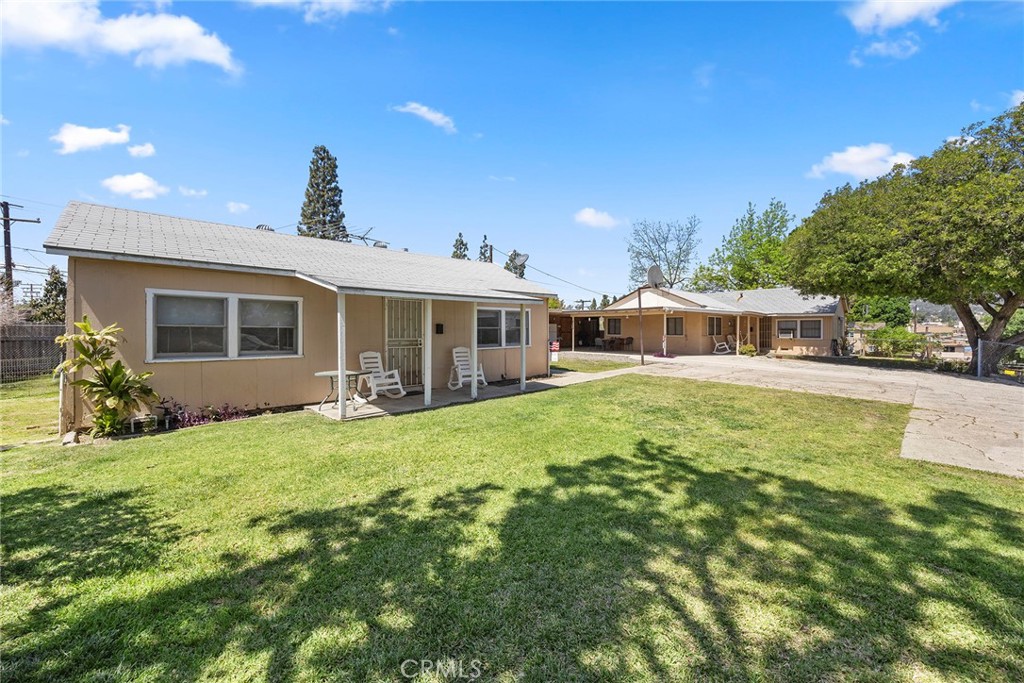 414 W Olive Avenue