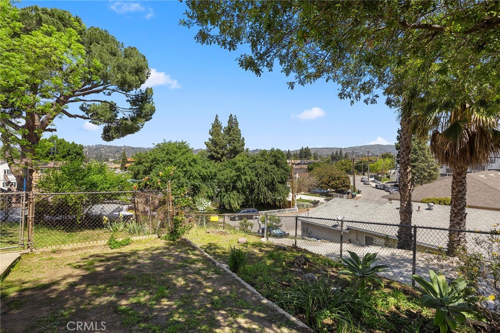 414 W Olive Avenue