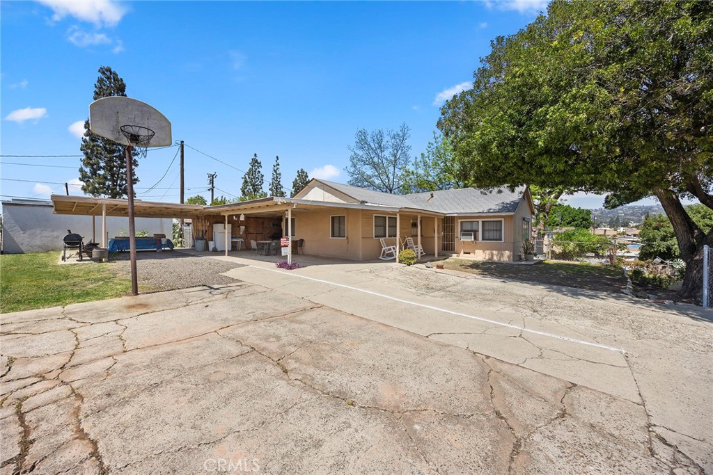 414 W Olive Avenue