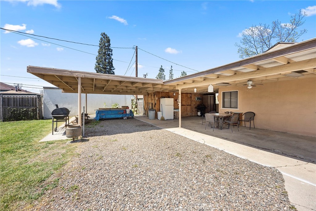 414 W Olive Avenue