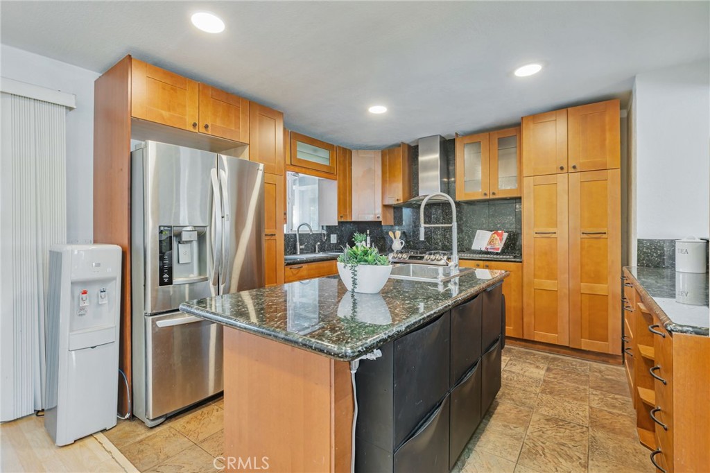2652 La Salle Way
