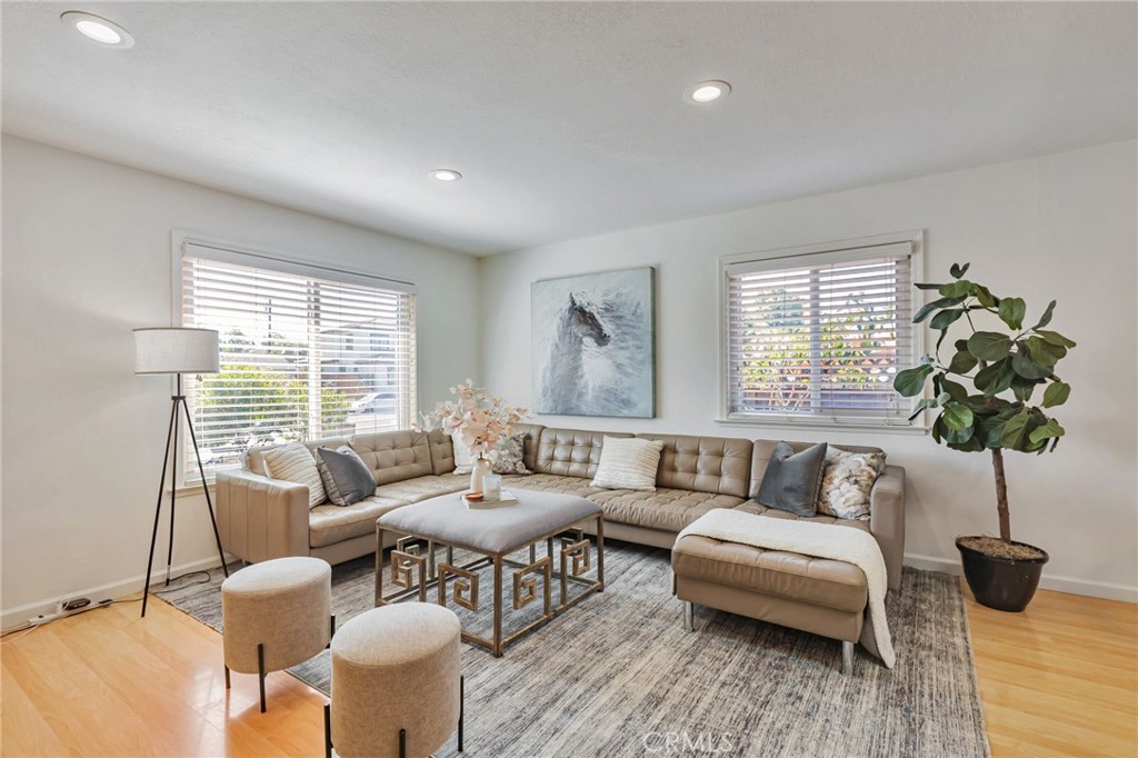 2652 La Salle Way