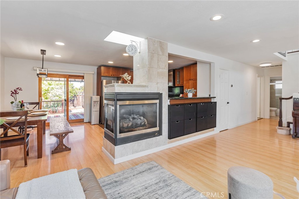 2652 La Salle Way