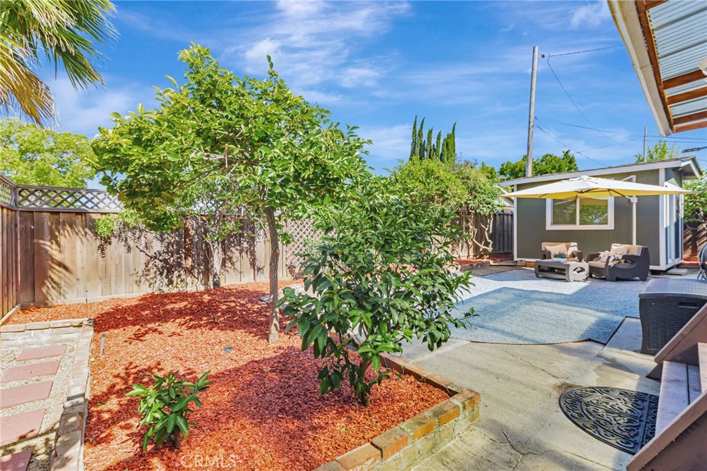 2652 La Salle Way