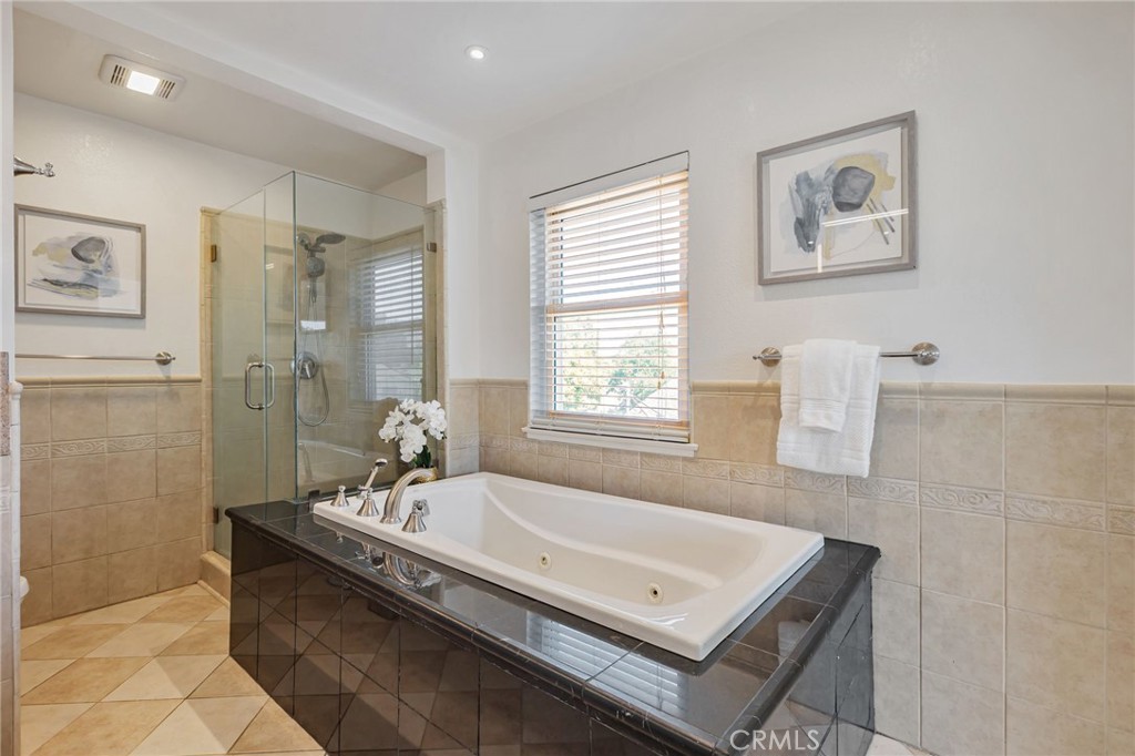 2652 La Salle Way
