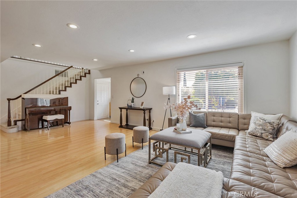 2652 La Salle Way