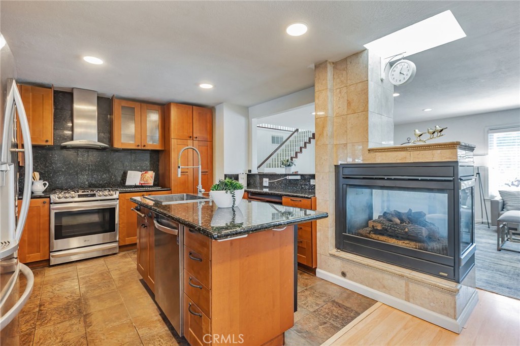 2652 La Salle Way