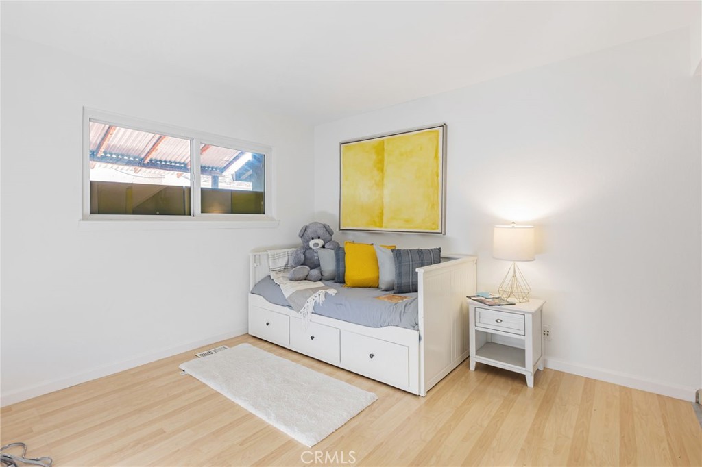 2652 La Salle Way