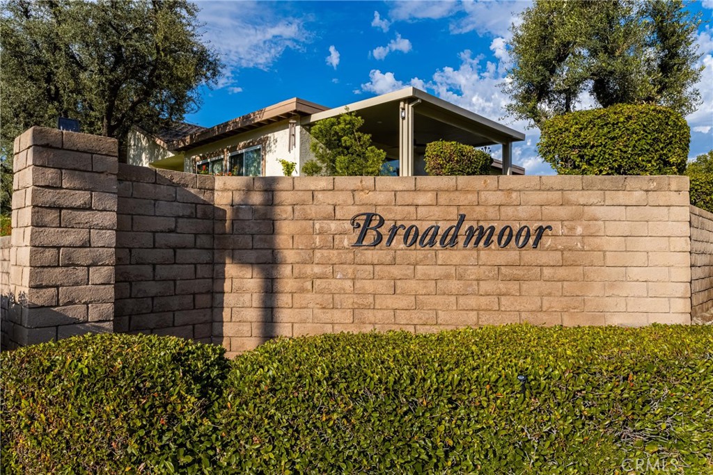 1072 Camden Drive