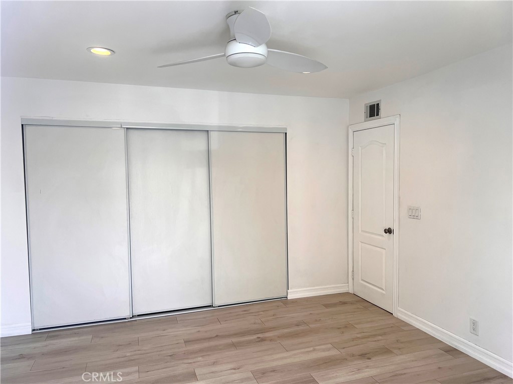 33812 Violet Lantern Street