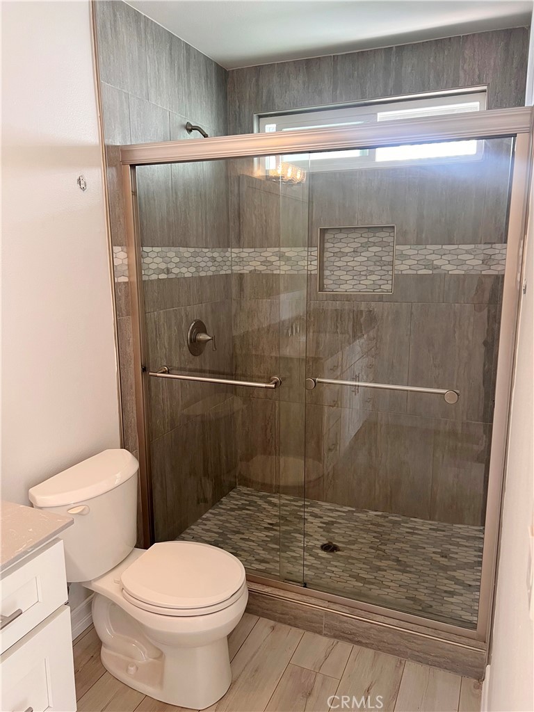 33812 Violet Lantern Street