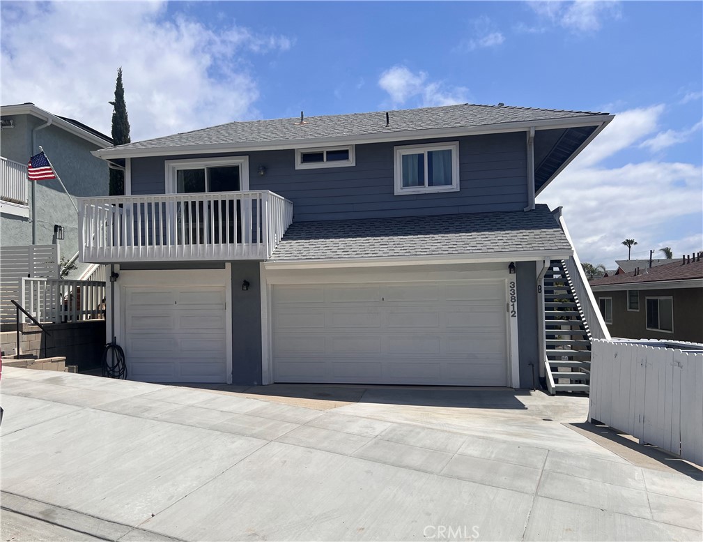 33812 Violet Lantern Street