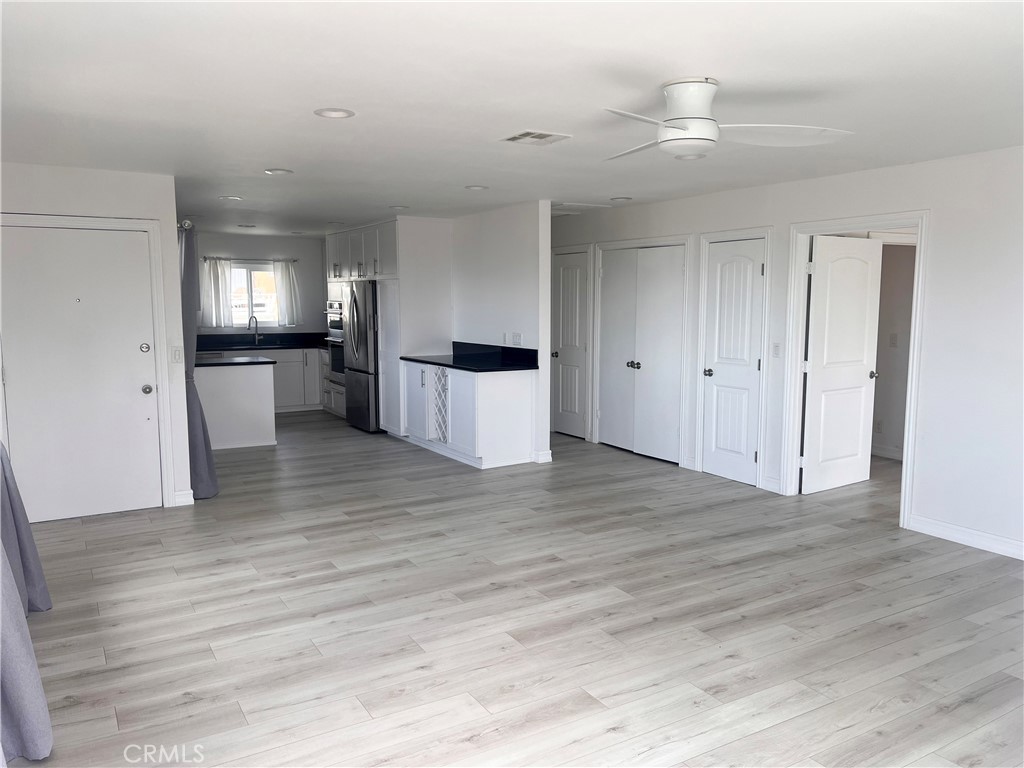 33812 Violet Lantern Street