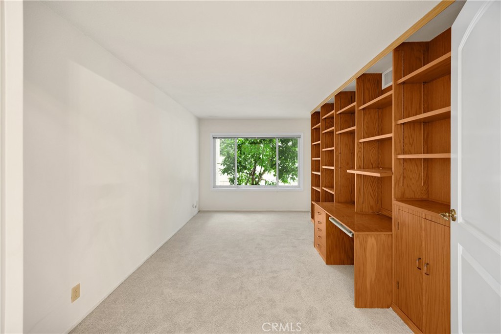 301 N Blue Ridge Drive E