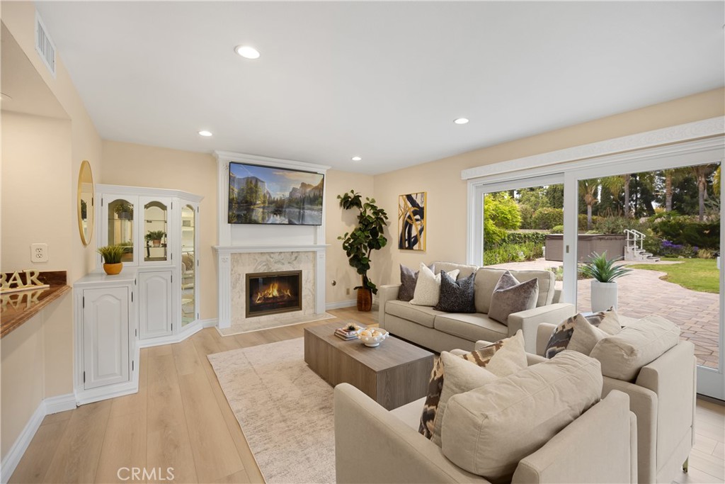 301 N Blue Ridge Drive E