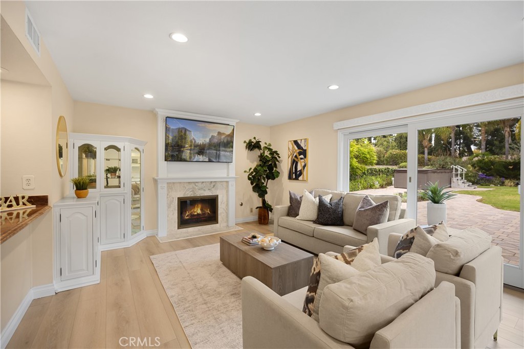 301 N Blue Ridge Drive E
