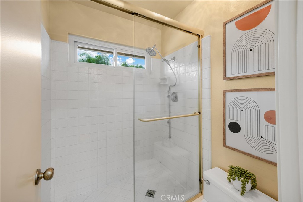 301 N Blue Ridge Drive E