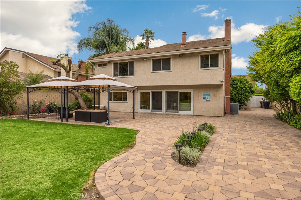 301 N Blue Ridge Drive E