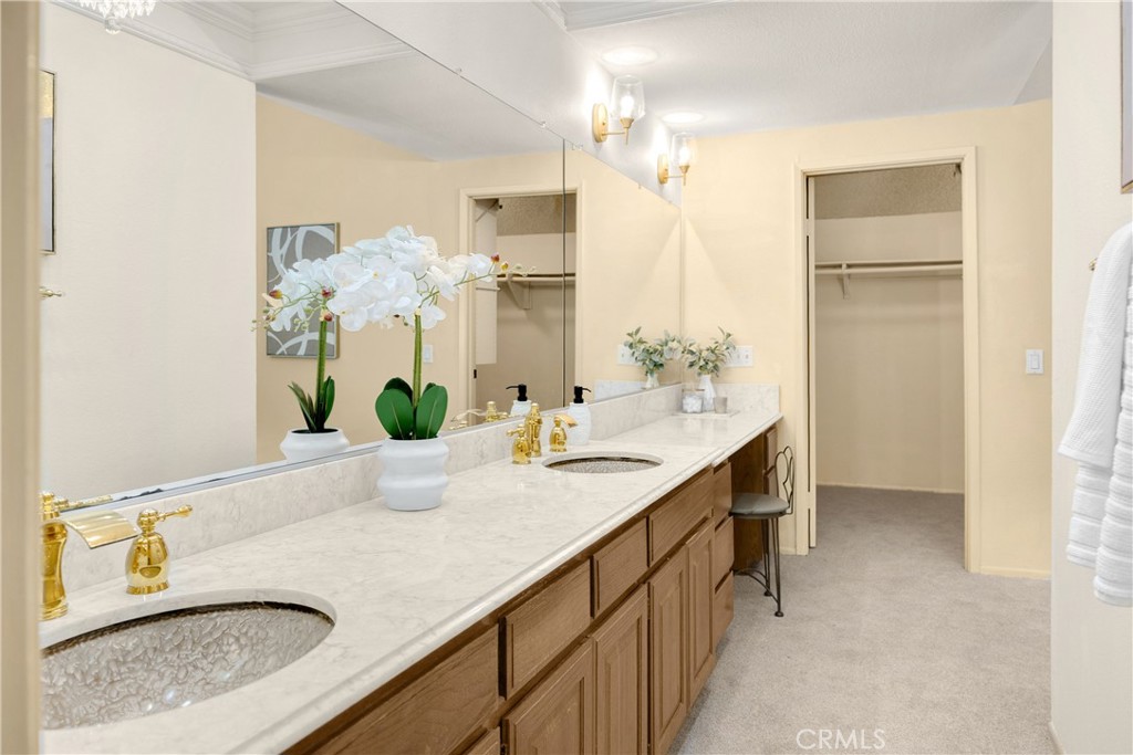 301 N Blue Ridge Drive E