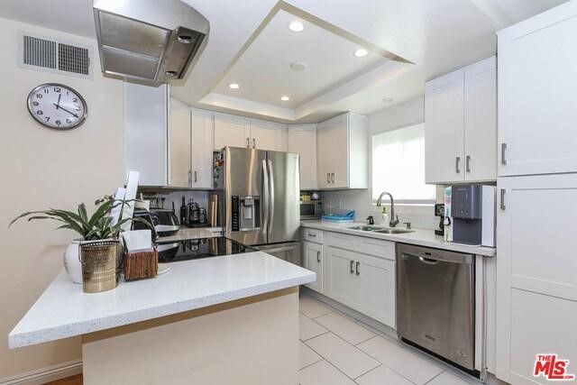 15205 S Budlong Avenue 16