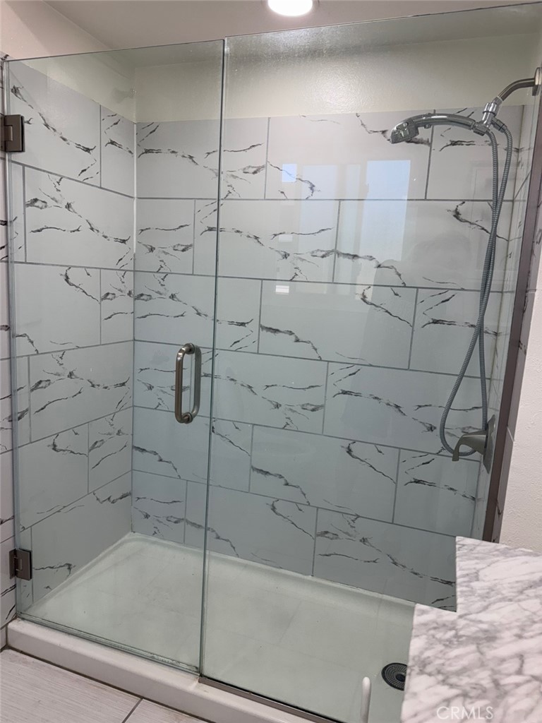 15205 S Budlong Avenue 16