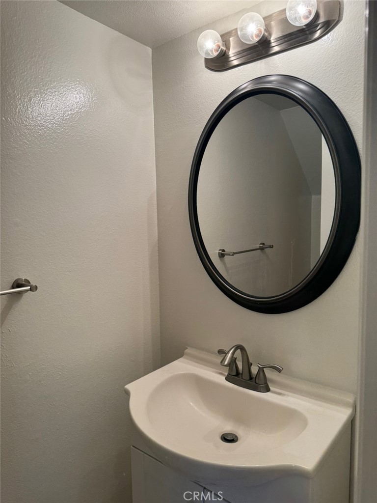 15205 S Budlong Avenue 16