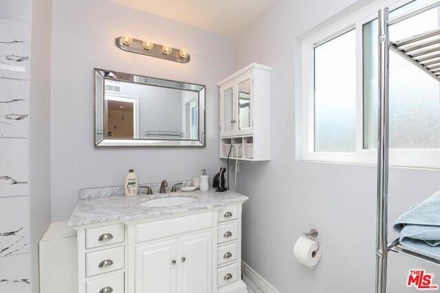 15205 S Budlong Avenue 16