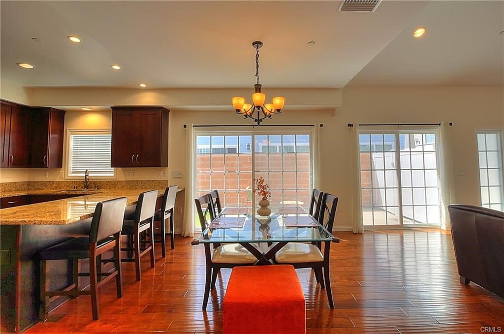 2110 Arlington Avenue