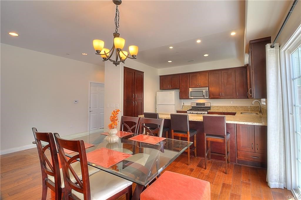 2110 Arlington Avenue